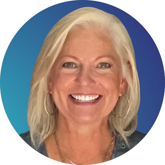 Meet your Posher, Patti - Picture 1 of 2